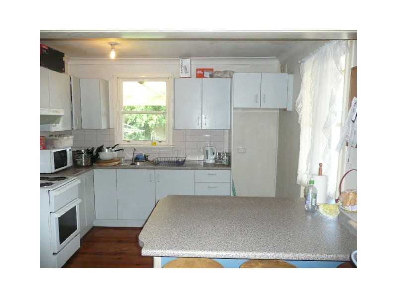 8 Lang Avenue, Blackett NSW 2770