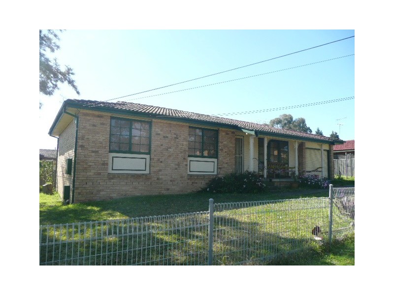 30 Mimika Street, Whalan NSW 2770