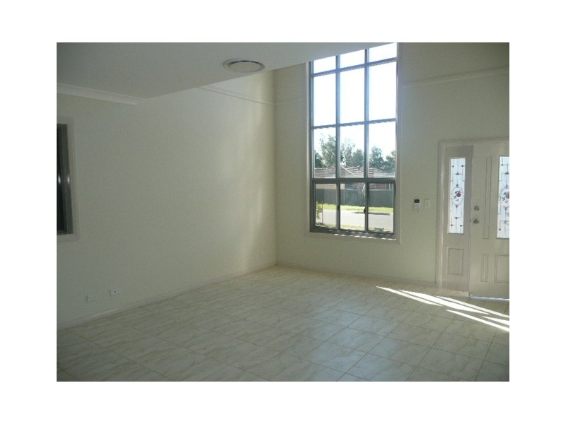 6 Headcorn Ave, Mount Druitt NSW 2770