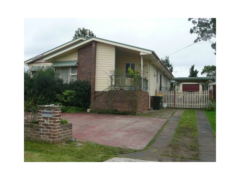 26 Feramin Avenue, Whalan NSW 2770