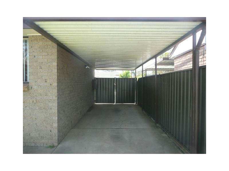 36 Kurrajong Ave, Mount Druitt NSW 2770