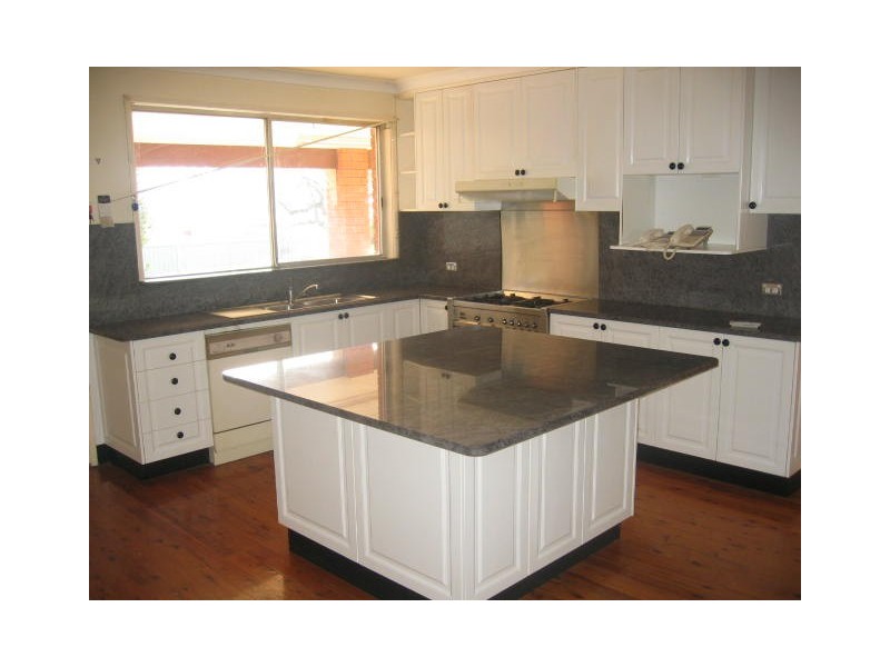 38  Whites Road, Shanes Park NSW 2747