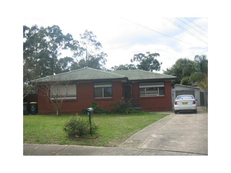 6  Tarun Place, Dharruk NSW 2770