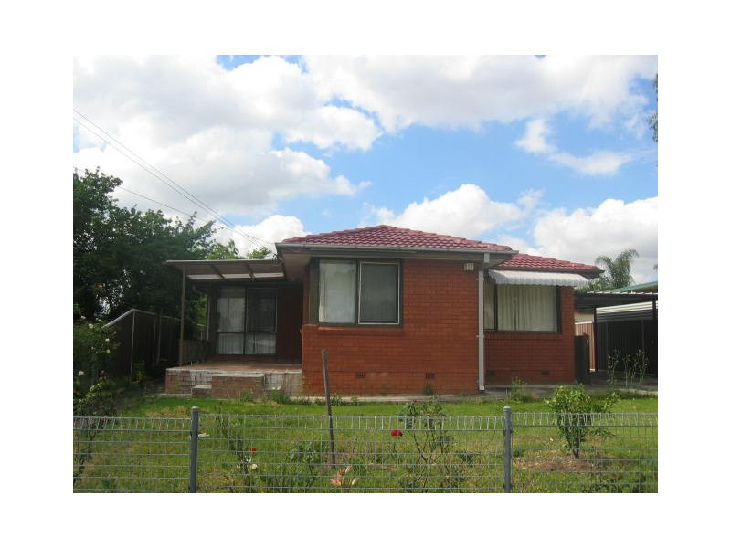 3  Waitara Place, Dharruk NSW 2770
