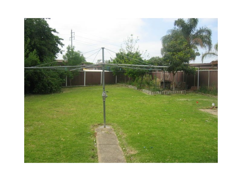 3  Waitara Place, Dharruk NSW 2770