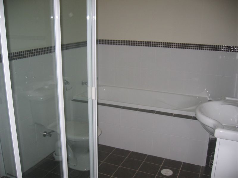 Level 05 08  Woodside Avenue, Blacktown NSW 2148