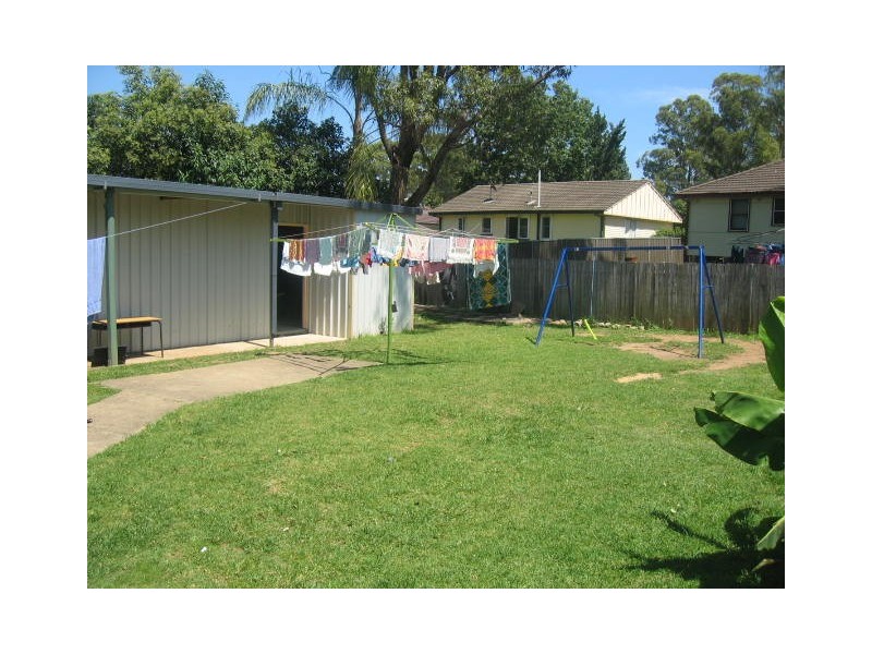 12  Talasea st, Whalan NSW 2770