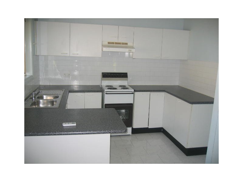 2B  Whitcroft Place, Oxley Park NSW 2760