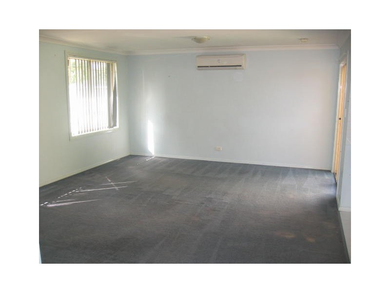 2B  Whitcroft Place, Oxley Park NSW 2760