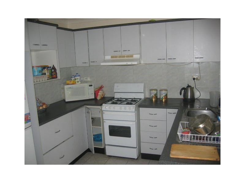 43  eloura st, Dharruk NSW 2770