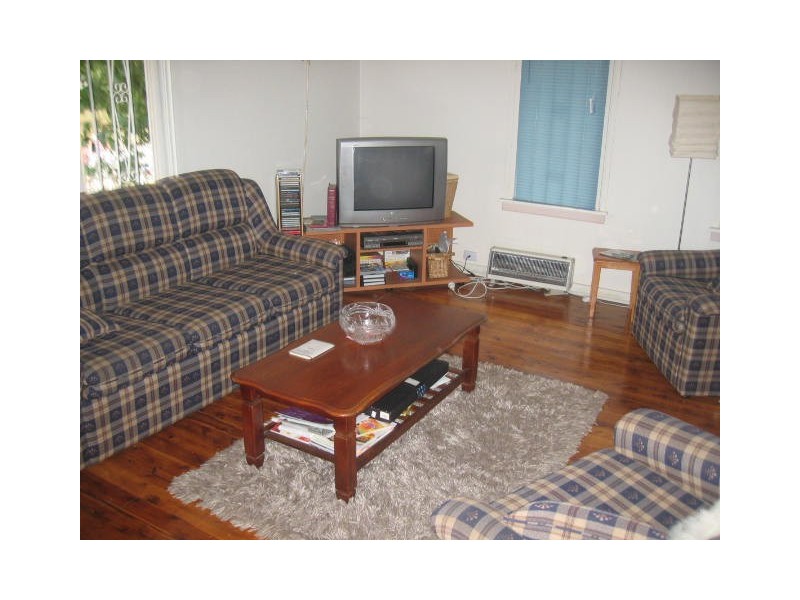 9  Parkes Cres, Blackett NSW 2770