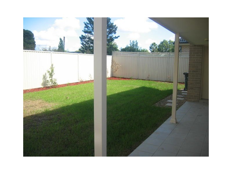 4/30  Brisbane Street, Oxley Park NSW 2760