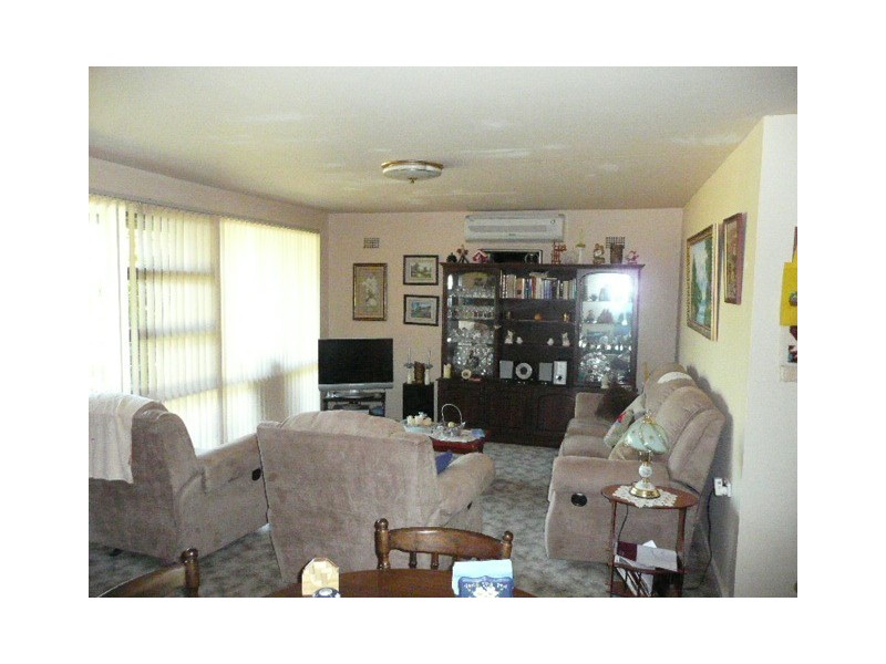8  Saidor Rd, Whalan NSW 2770