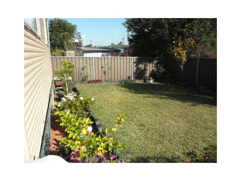 8  Saidor Rd, Whalan NSW 2770
