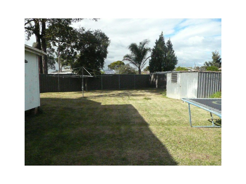 8  Tonga steet, Lethbridge Park NSW 2770