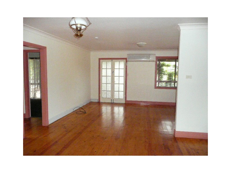 50  Manila Road, Lethbridge Park NSW 2770