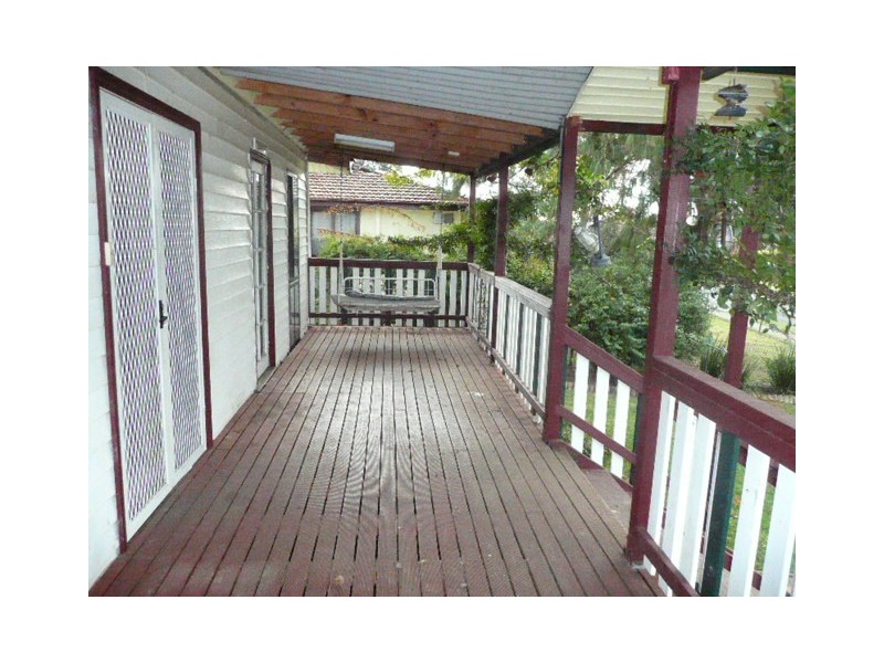 50  Manila Road, Lethbridge Park NSW 2770