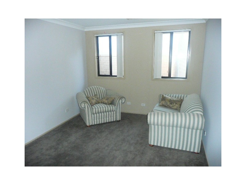 12  Drummond Avenue, Ropes Crossing NSW 2760