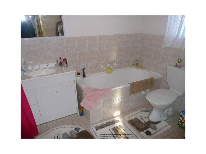 3  39 hythe st, Mount Druitt NSW 2770