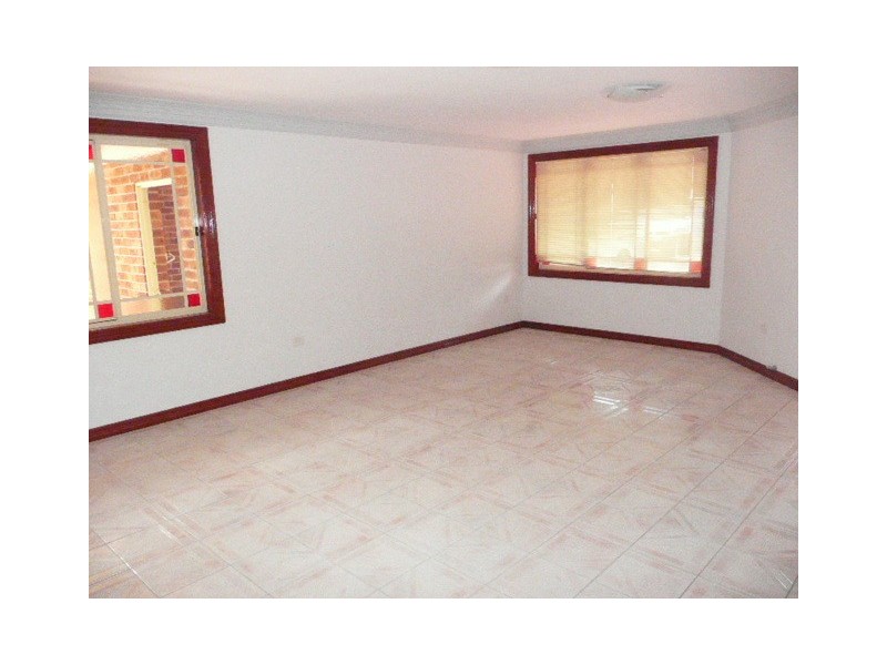 25  Alicante Street, Minchinbury NSW 2770