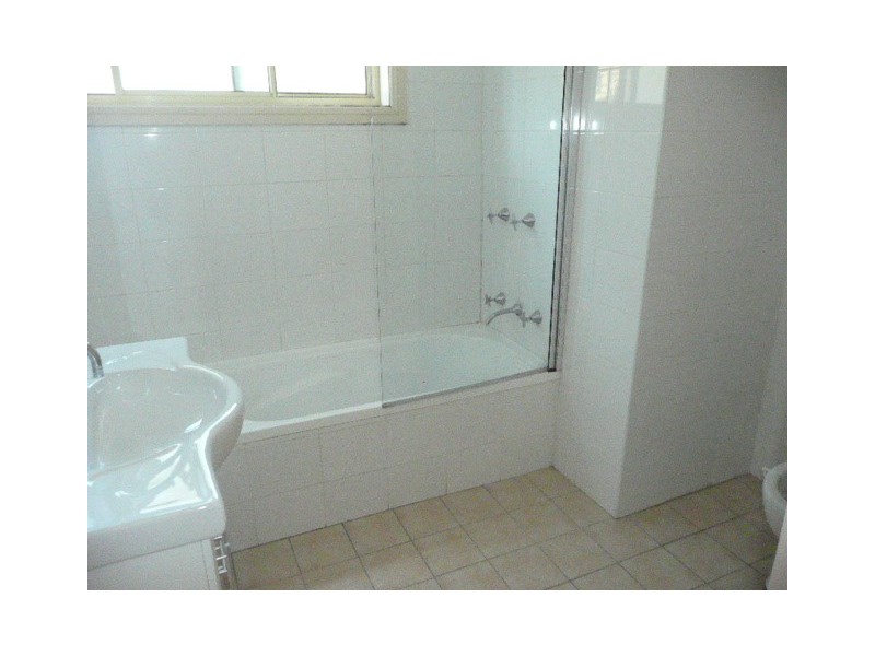 2/9  Guass Place, Tregear NSW 2770