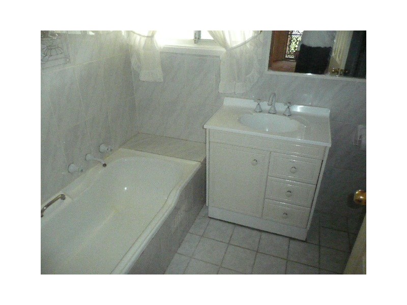 25  Milton st, Colyton NSW 2760