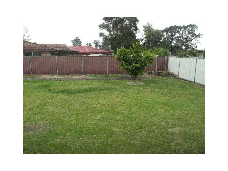25  Milton st, Colyton NSW 2760
