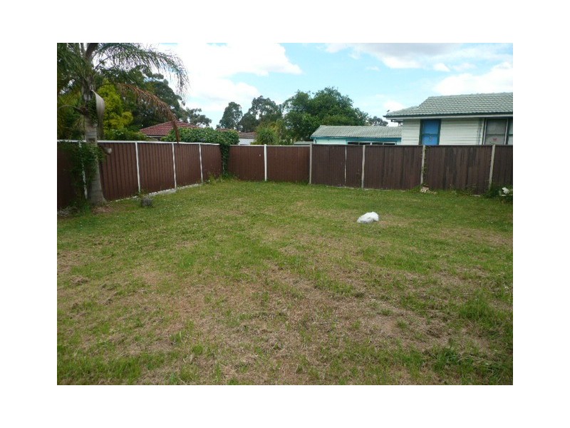 32  Palau Cresent, Lethbridge Park NSW 2770