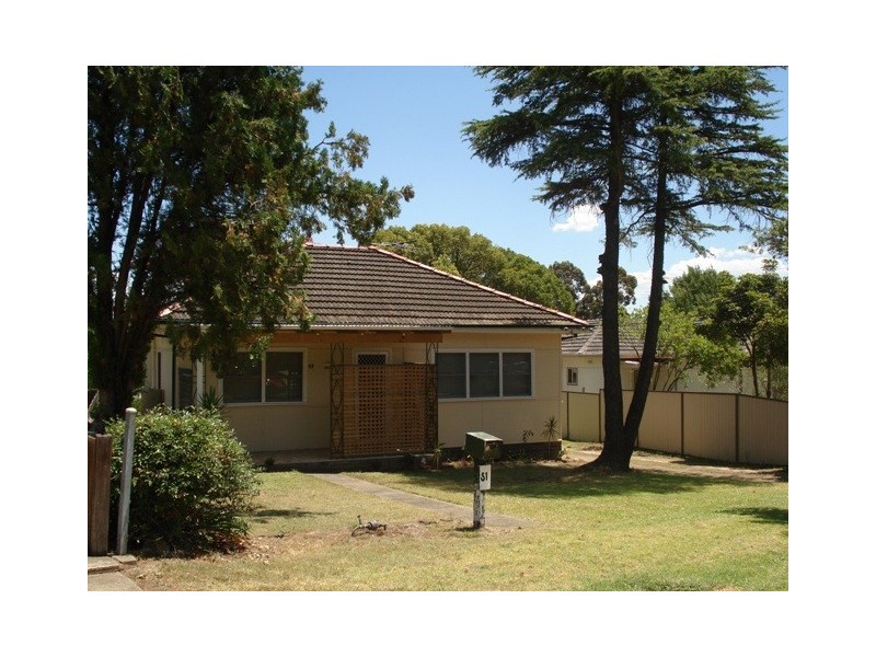 51 Lydbrook Street, Westmead NSW 2145