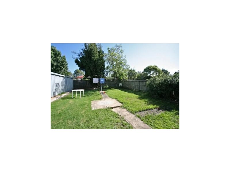 129 Fitzwilliam Road, Toongabbie NSW 2146