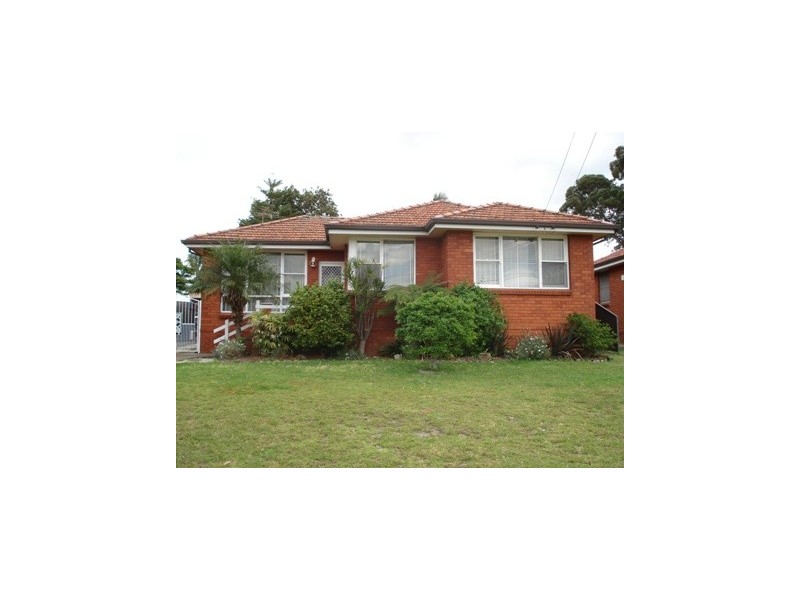 8 Finney Street, Old Toongabbie NSW 2146