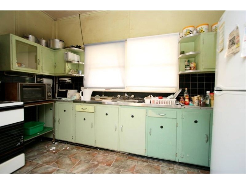 33 Targo Road, Pendle Hill NSW 2145