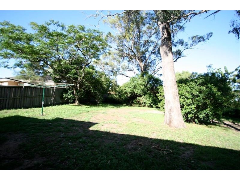 35 Binalong Rd, Wentworthville NSW 2145