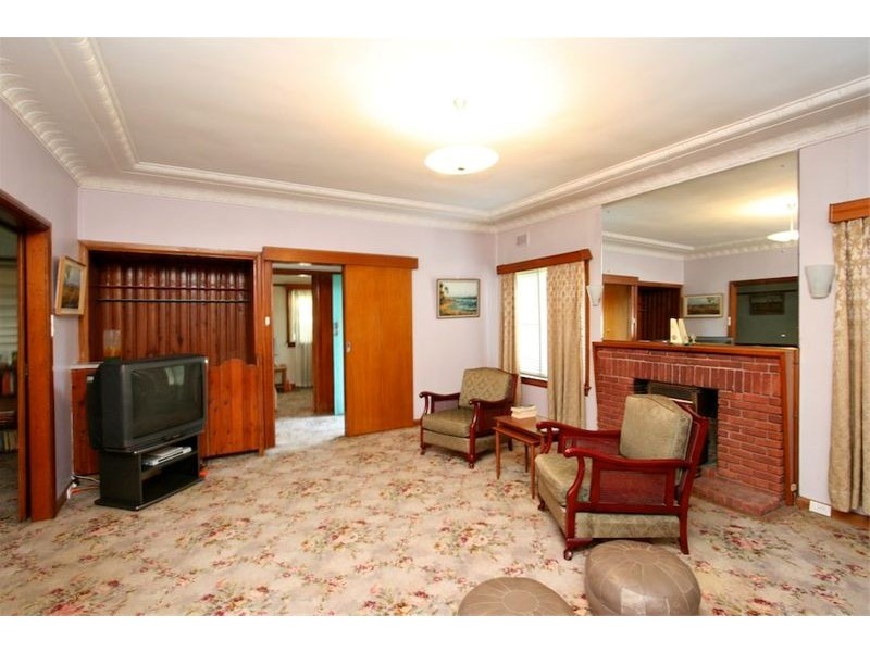 6 Fulton Avenue, Wentworthville NSW 2145