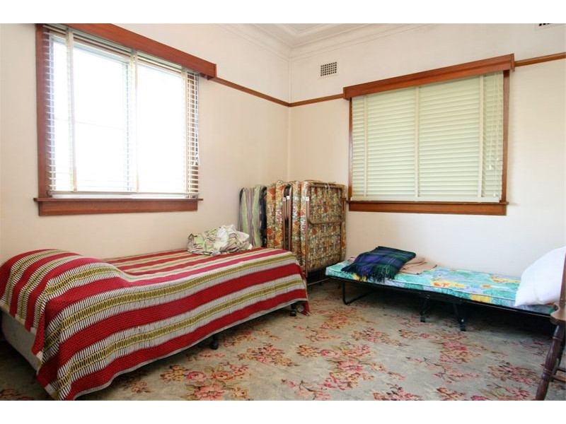 6 Fulton Avenue, Wentworthville NSW 2145