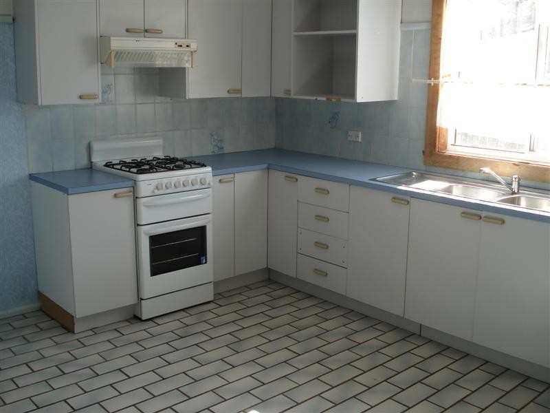 2 Nulang Street, Old Toongabbie NSW 2146