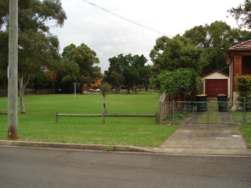 30 Austral Avenue, Westmead NSW 2145