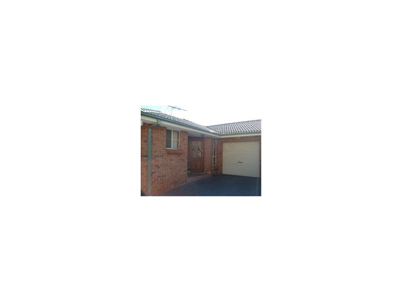 12 Pendle Way, Pendle Hill NSW 2145