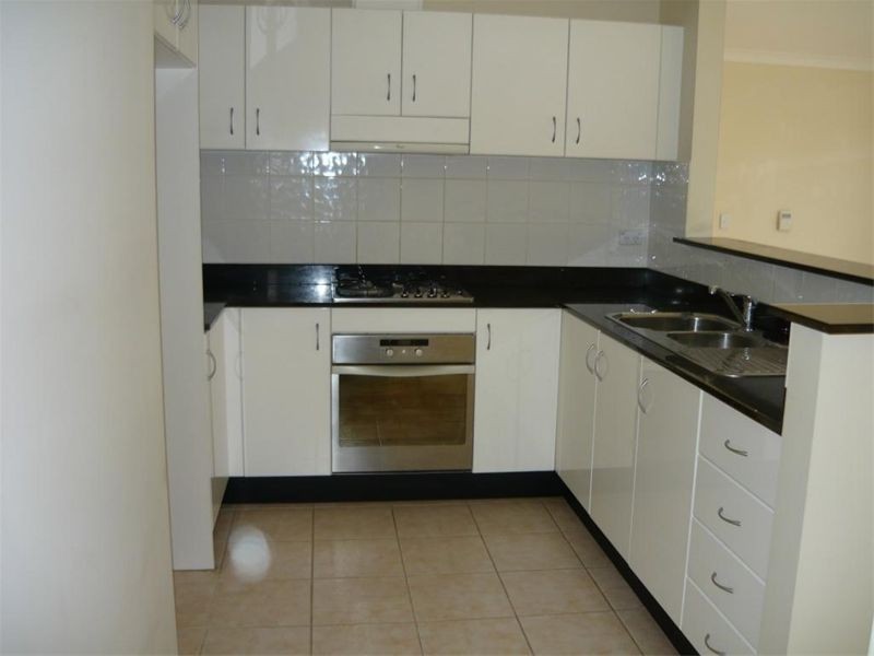 15/6-10 Ettalong Road, Greystanes NSW 2145