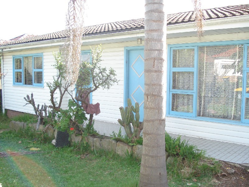 16 Jones Street, Pendle Hill NSW 2145