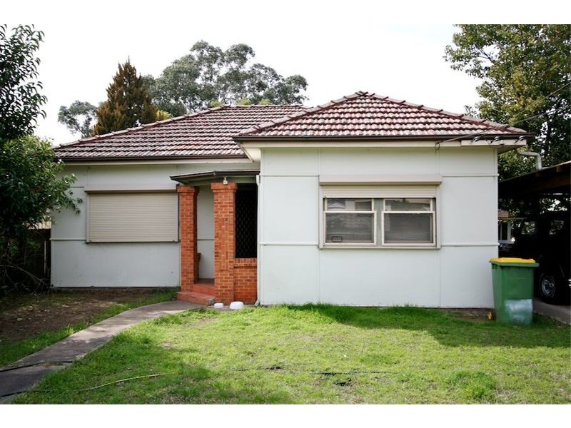 53 Fulton Avenue, Wentworthville NSW 2145