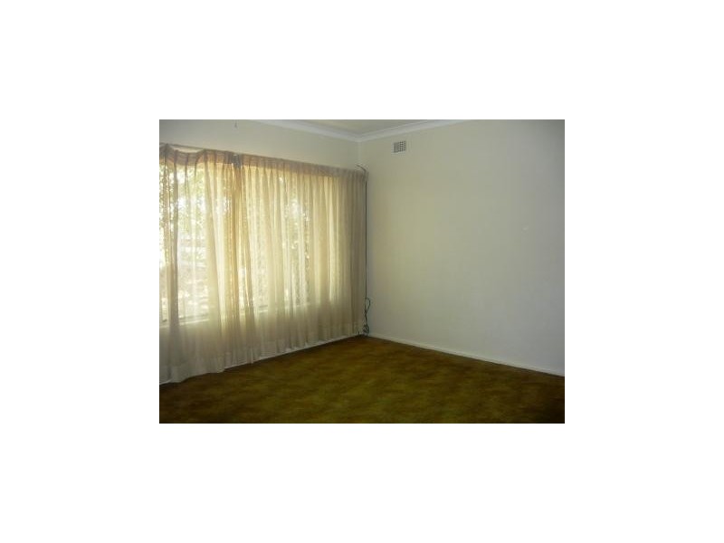 1. 21 Lichen Place, Westmead NSW 2145