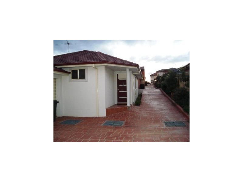 18A2 Hampden Road, South Wentworthville NSW 2145