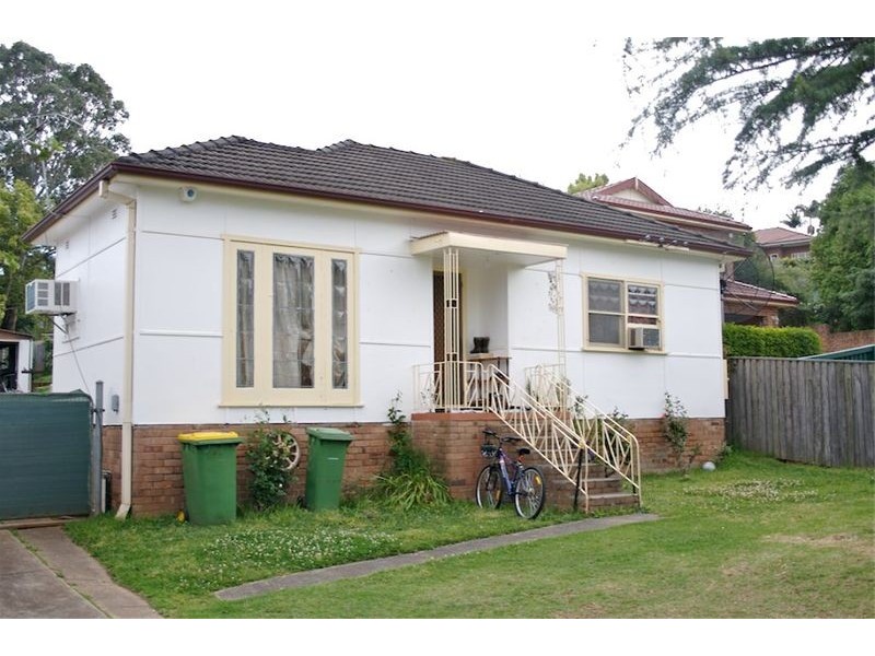 32 Mount Street, Constitution Hill NSW 2145