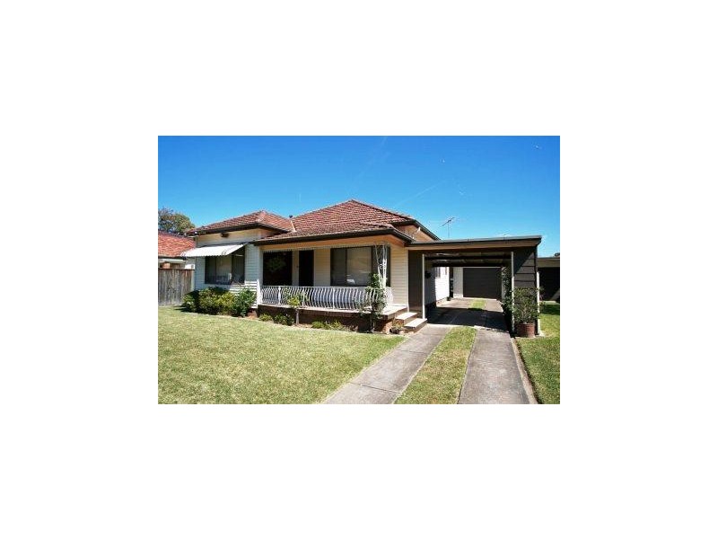 14 Windsor Road, Merrylands NSW 2160