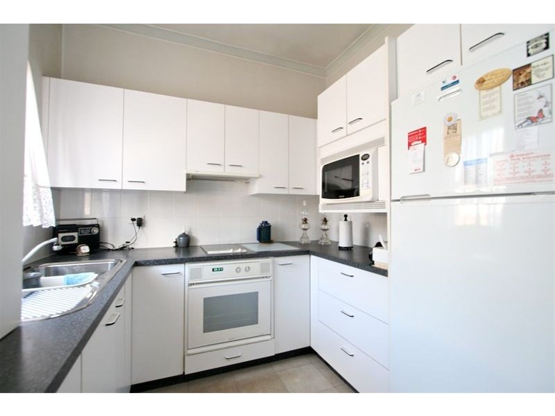 14 Windsor Road, Merrylands NSW 2160