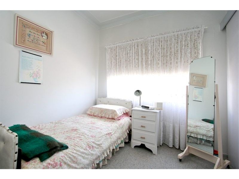 14 Windsor Road, Merrylands NSW 2160