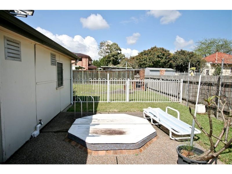 14 Windsor Road, Merrylands NSW 2160