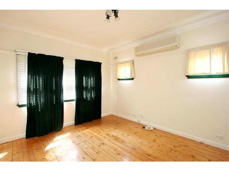 54 Essington Street, Wentworthville NSW 2145