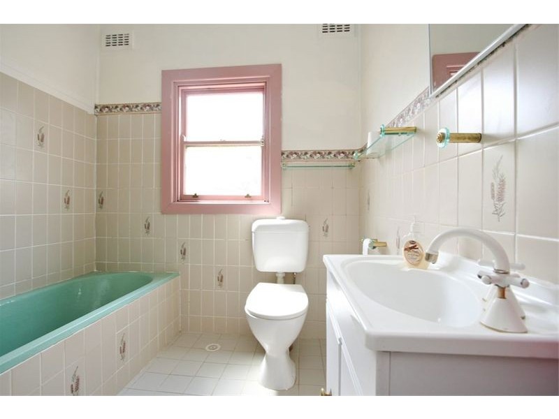 54 Essington Street, Wentworthville NSW 2145